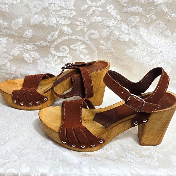 Charles By Charles David Brown Suede Wooden Platform Sandals - Picture 3 of 6